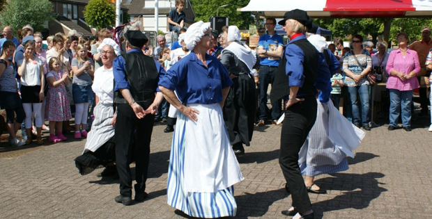volksdansen